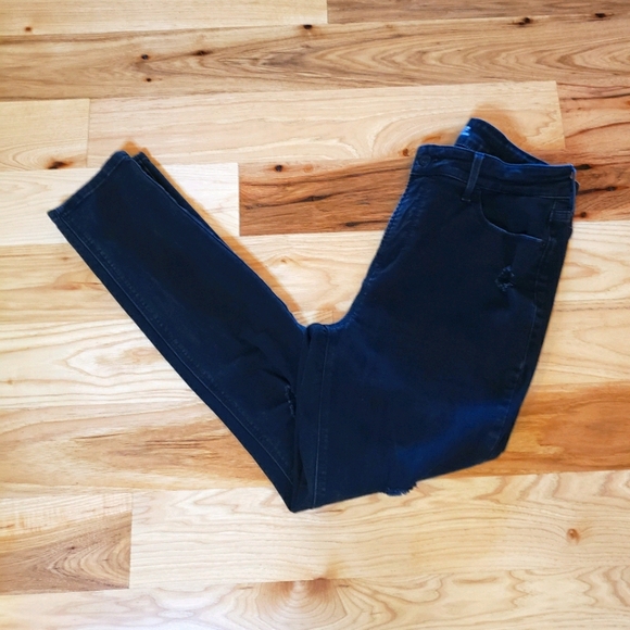Old Navy Denim - Rockstar high-waisted from Old Navy, Super Skinny High Rise, Holes/Distressed